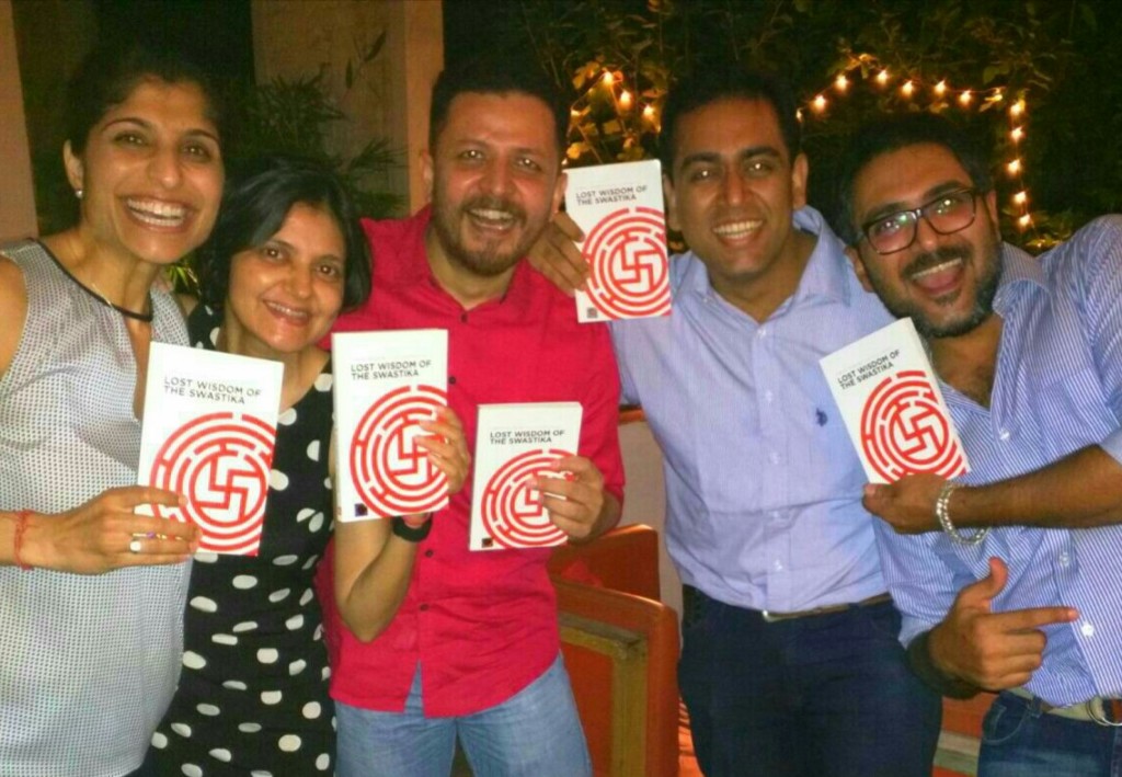 In August Company (L - R) : Shikha Uberoi (CoFounder, Indi.com), Sairee Chahal (Founder & CEO, Sheroes.in), Ajay Chaturvedi (Founder & Chairman, HarVa), Self, Tathagat Choudhry (CoFounder, FARO) with our personalized copies of the book